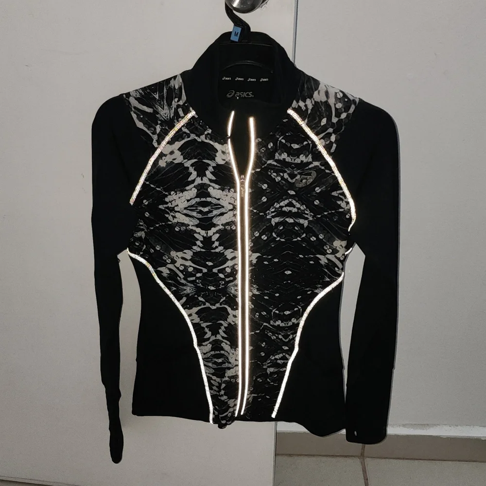 Asics Performance Jacket - Picture 5 of 5